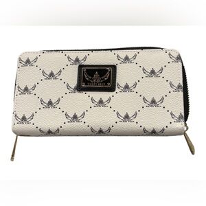 Wendy Keen vegan leather wristlet